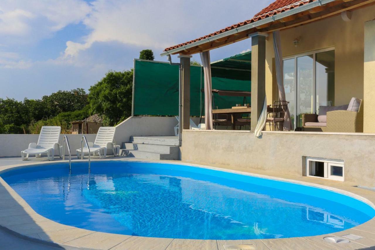 Villa Baras Garden - House With Pool Mirce Extérieur photo
