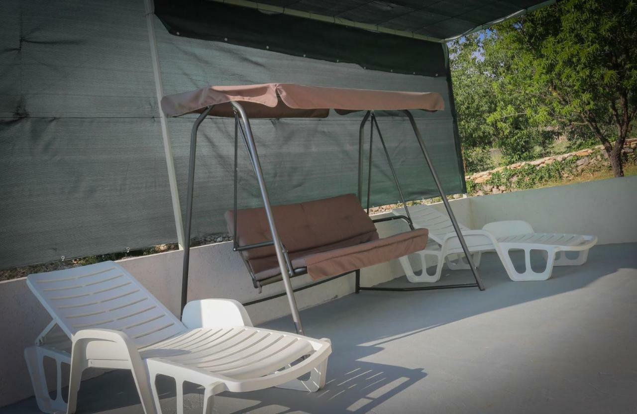 Villa Baras Garden - House With Pool Mirce Extérieur photo