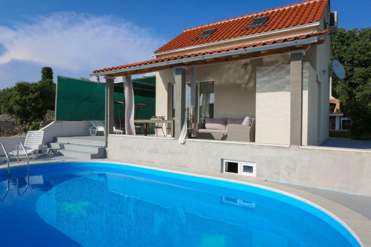 Villa Baras Garden - House With Pool Mirce Extérieur photo